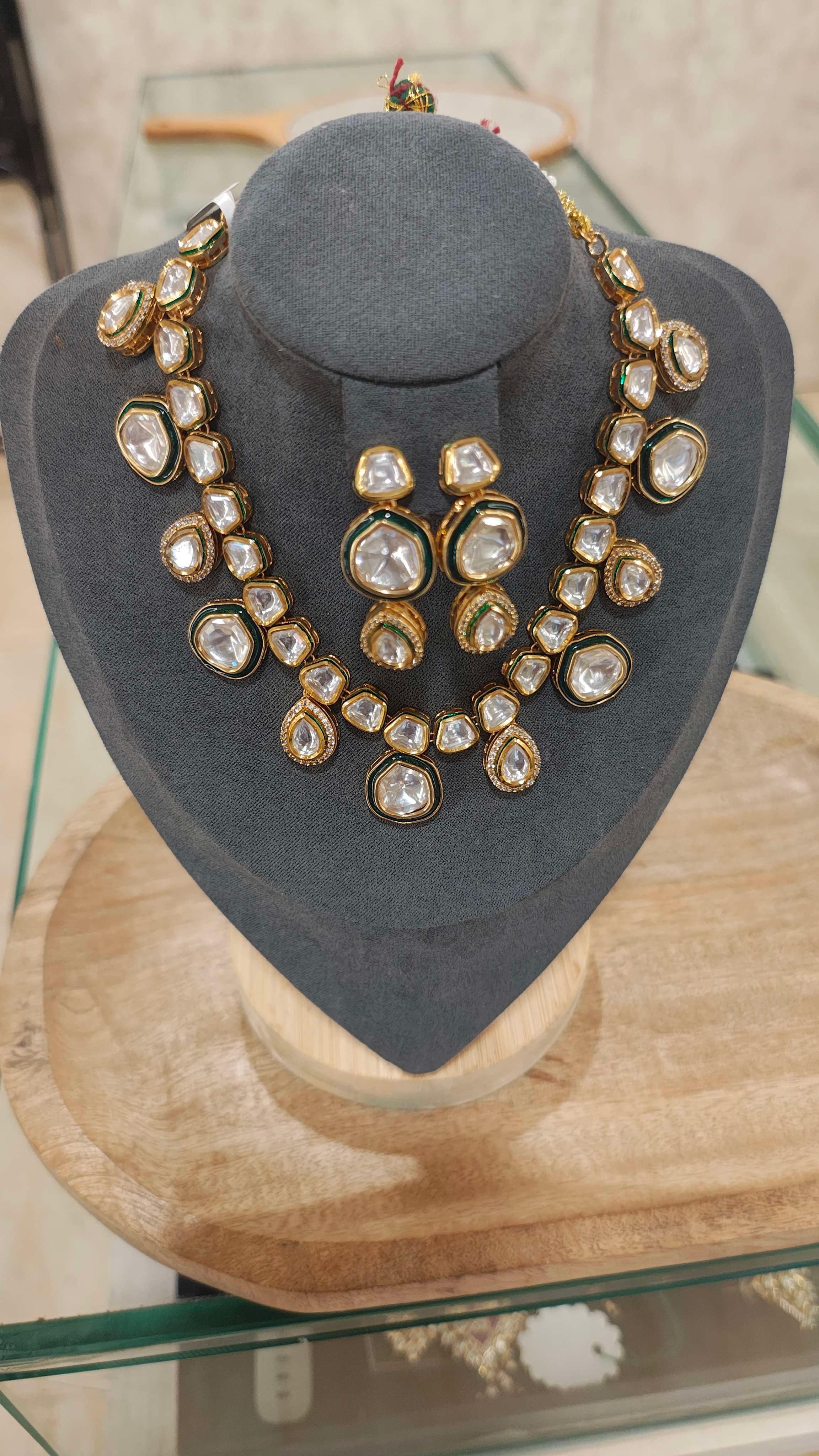 Kundan Necklace Set - Thumbnail 3
